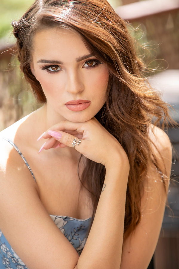 Isabel G